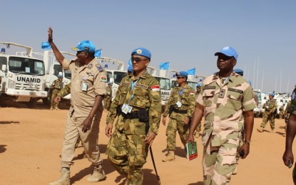 Komandan Sektor Barat Tinjau Pasukan Indonesia di Darfur