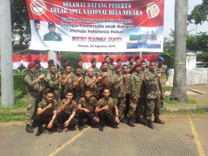 Waketum PPPKRI Eddy Yusuf bersama Anggota bela negara dan TNI