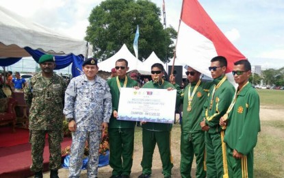 Kostrad Ikut Kejuaraan Terjun Payung di Malaysia