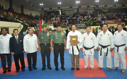 Panglima TNI Buka Kejurnas Karate Piala Panglima TNI ke-V 